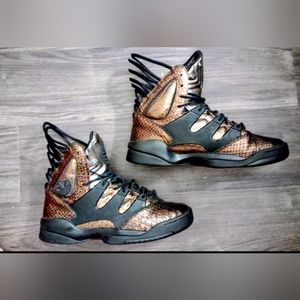 Teyana Taylor Rare  2013 X Adidas Originals Harlem GLC  size 8